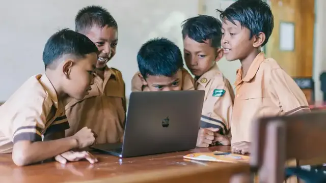 15 Daftar Sekolah Dasar Negeri dan Swasta Terbaik di Solo