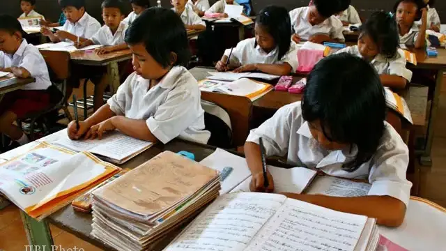 Dampak Sistem Full Day School terhadap Keseimbangan Siswa